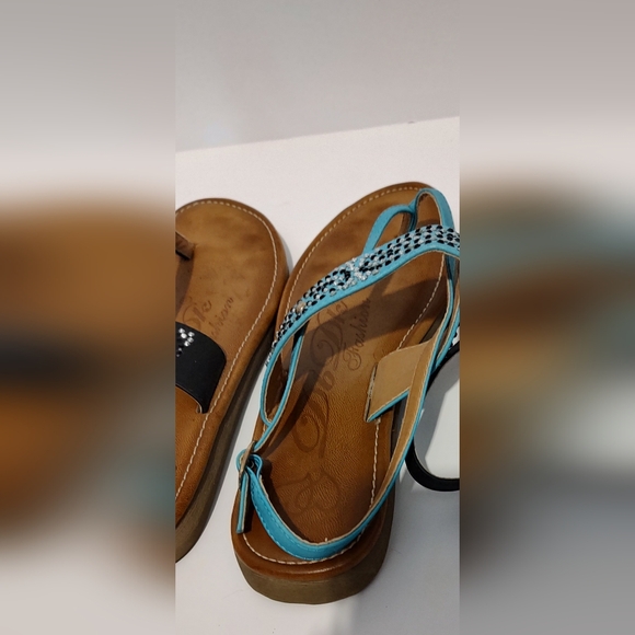 DB DK Fashion Women's Sandals Two Pairs - Picture 3 of 7